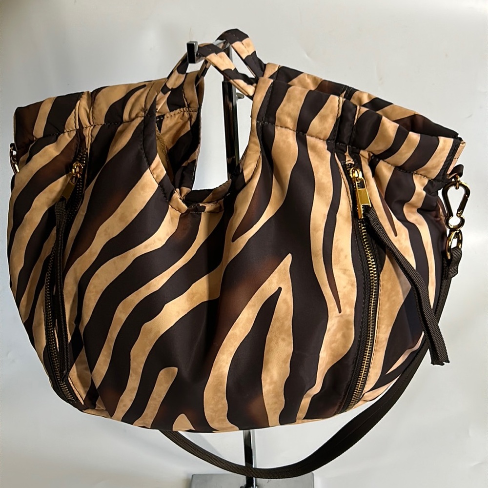 Vince Camuto Harlo-Sto Shoulder Tote